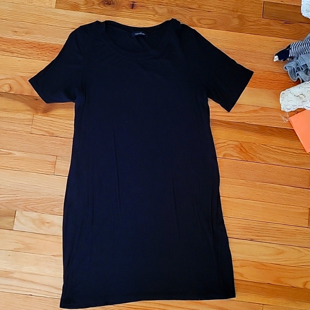 Black stretchy dress